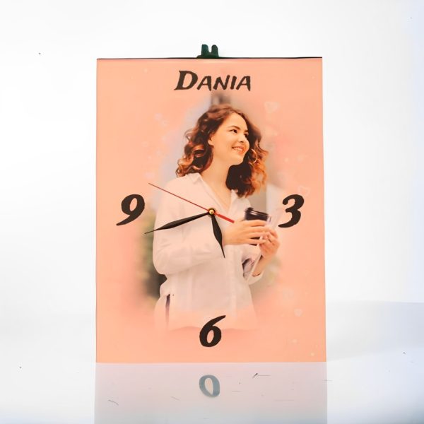 pic on clock (نسخة) - Image 3