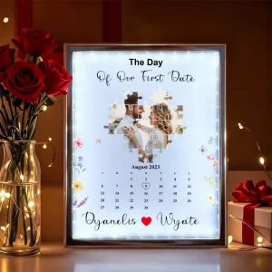 مرآة بالصورة بتصميم  أنيق