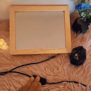 مرآة العود السحرية (Copy)